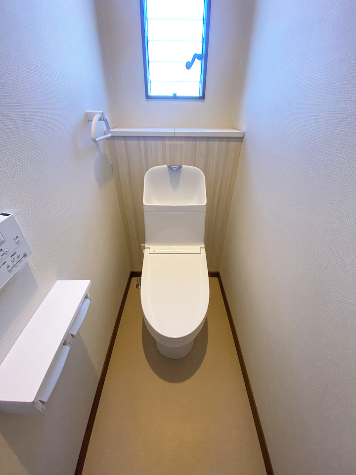トイレ　施工事例のサムネイル