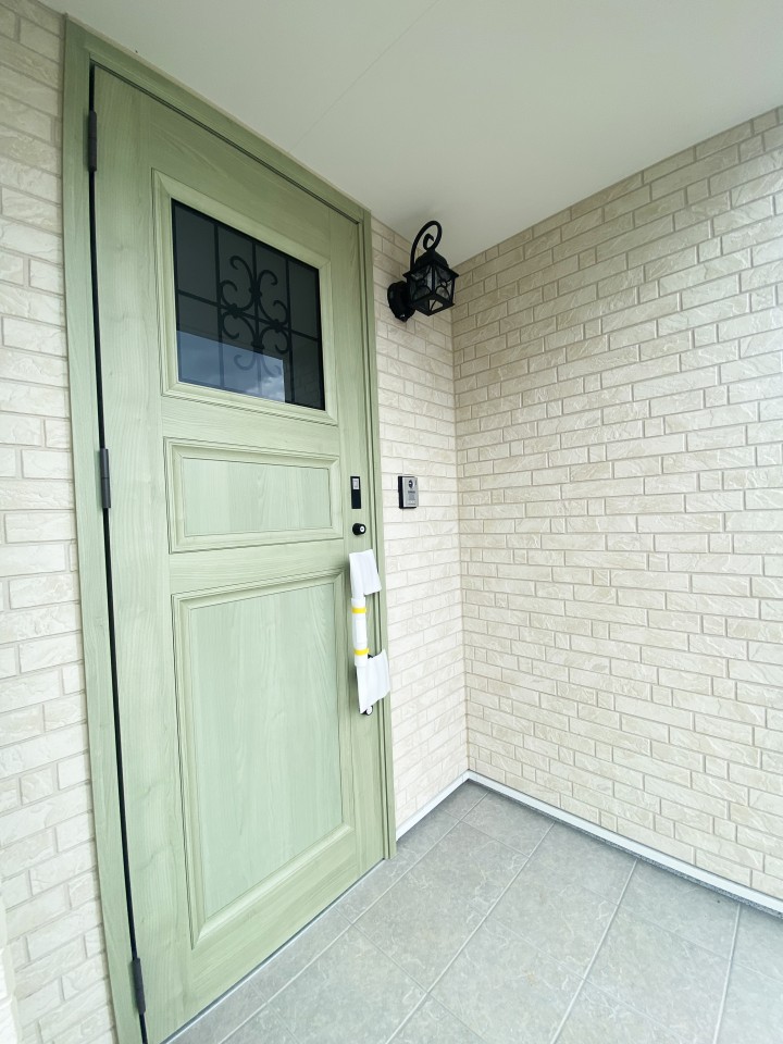 玄関ドア　施工事例のサムネイル